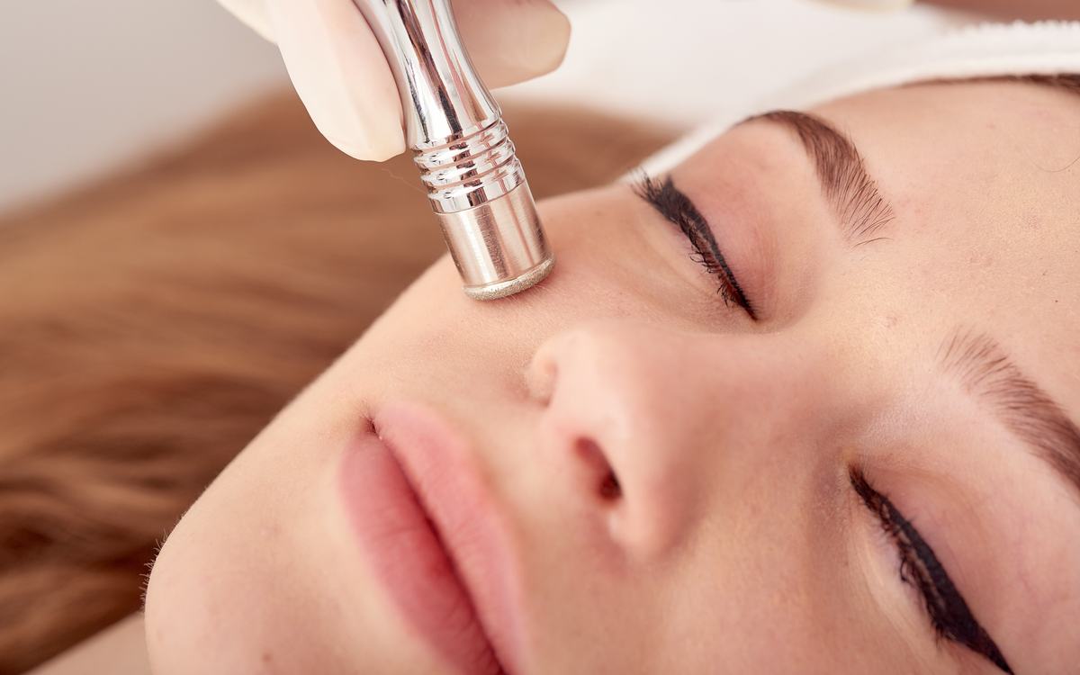 Mikrodermabrasion bei Privomed Bodyline
